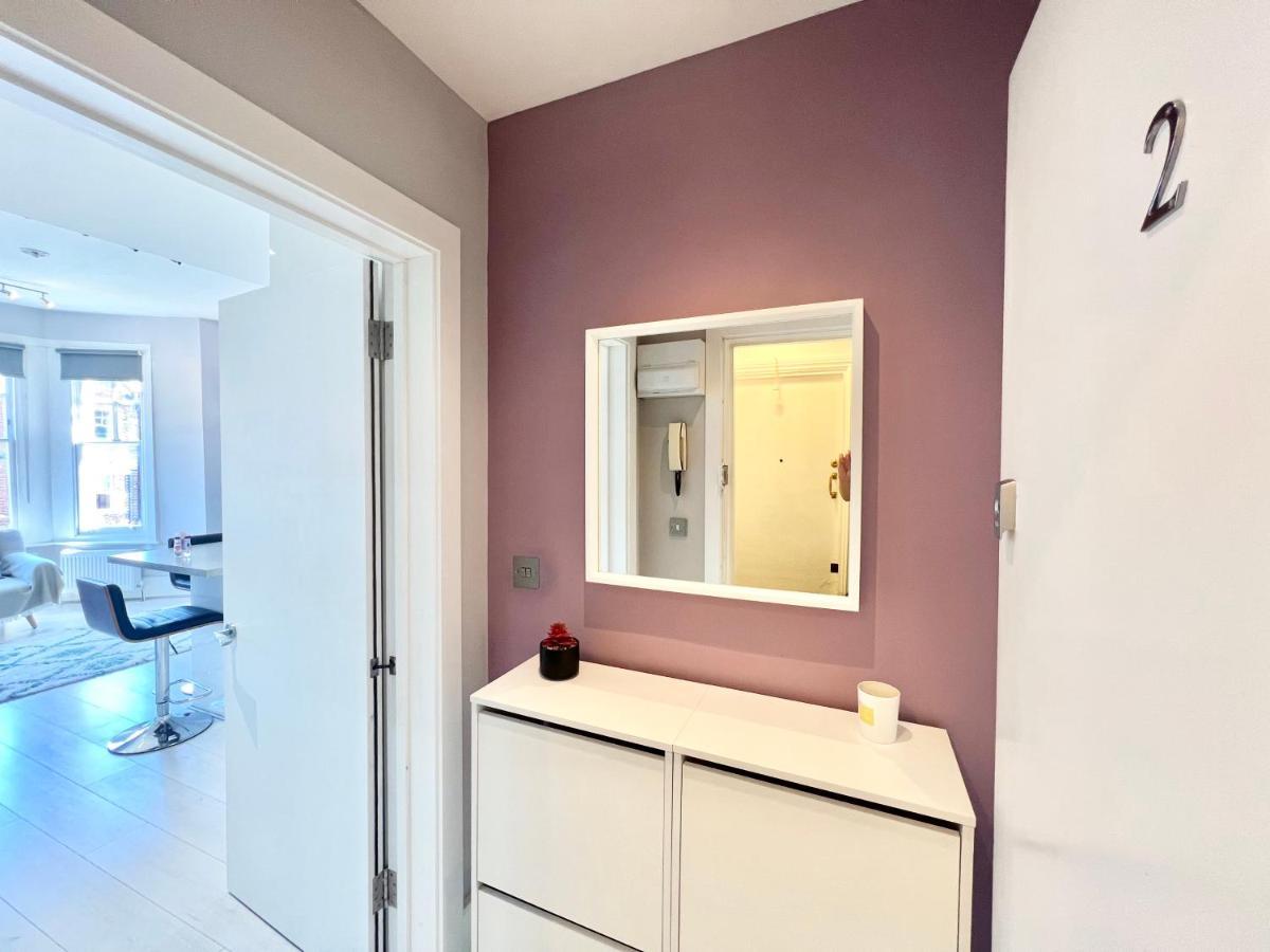 2 Bedroom Apartment In South Hampstead London Bagian luar foto