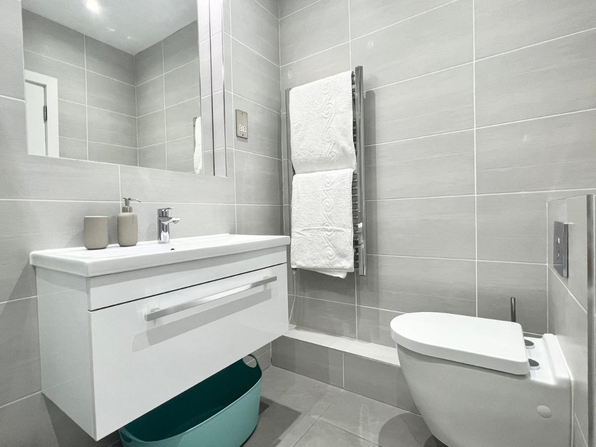 2 Bedroom Apartment In South Hampstead London Bagian luar foto